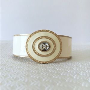 Lia Sophia Bracelet Cream & Gold